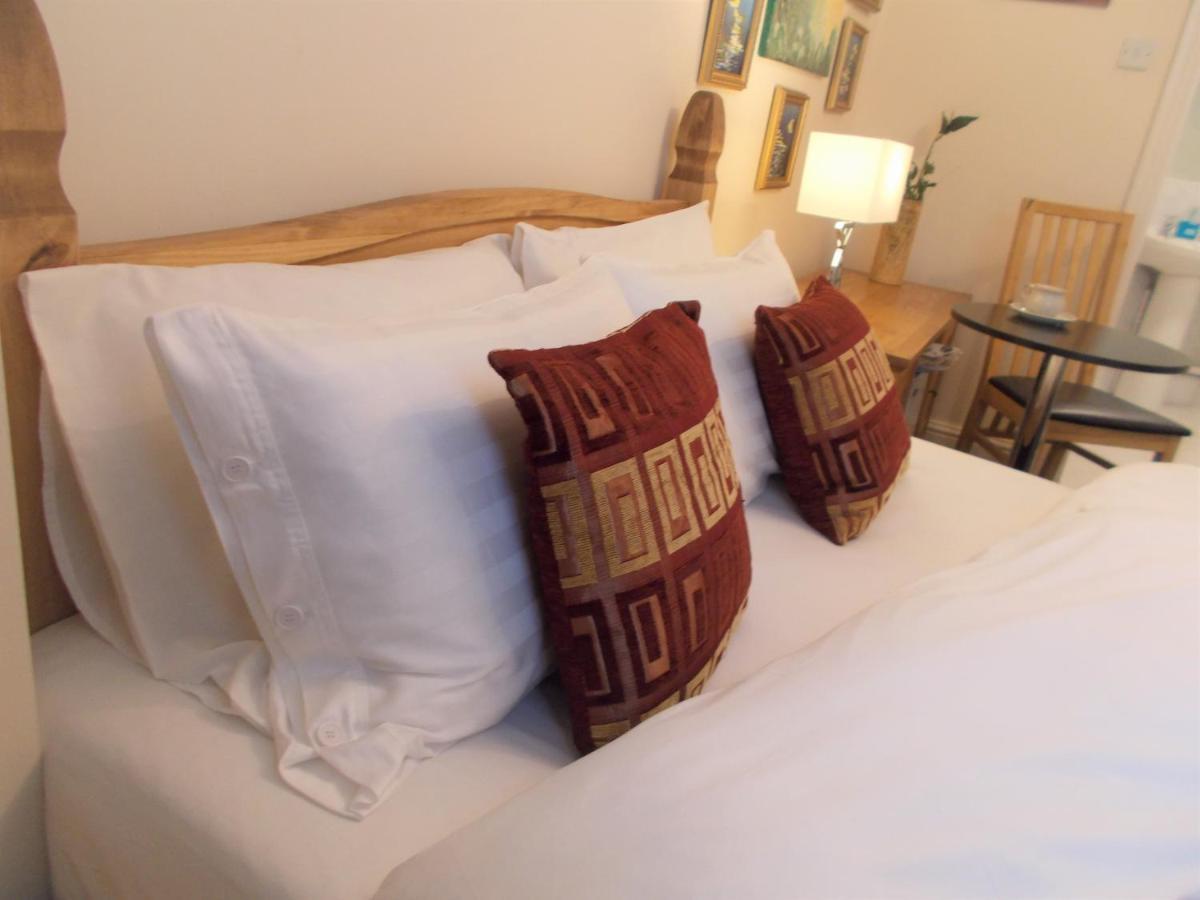 Alloggio in famiglia Double With Private Bathroom In Flat Centre *